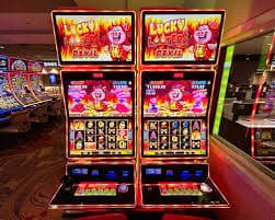 wap hoktoto platform dashboard showing slot tournaments, live tables, and sportsbook markets